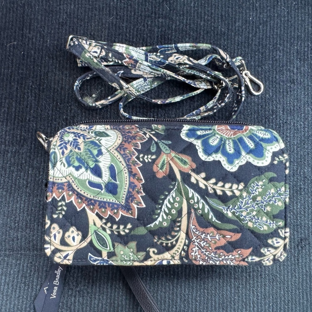 Vera Bradley crossbody bag / wallet - EUC